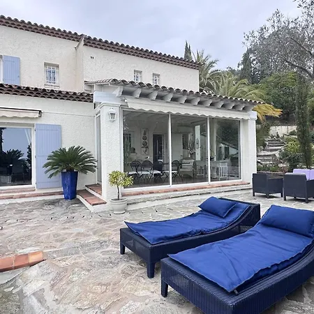 Villa Avec Piscine Et Clim - 7 Pers., Vue - Fr-1-768-136 *